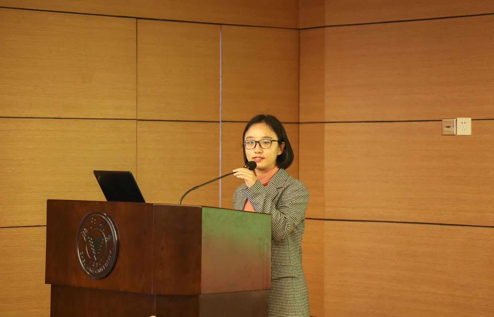 1577150416135472.jpg 1577150416135472.jpg